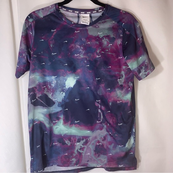 Nike Other - Nike Men's Purple and Green Graphic Tee